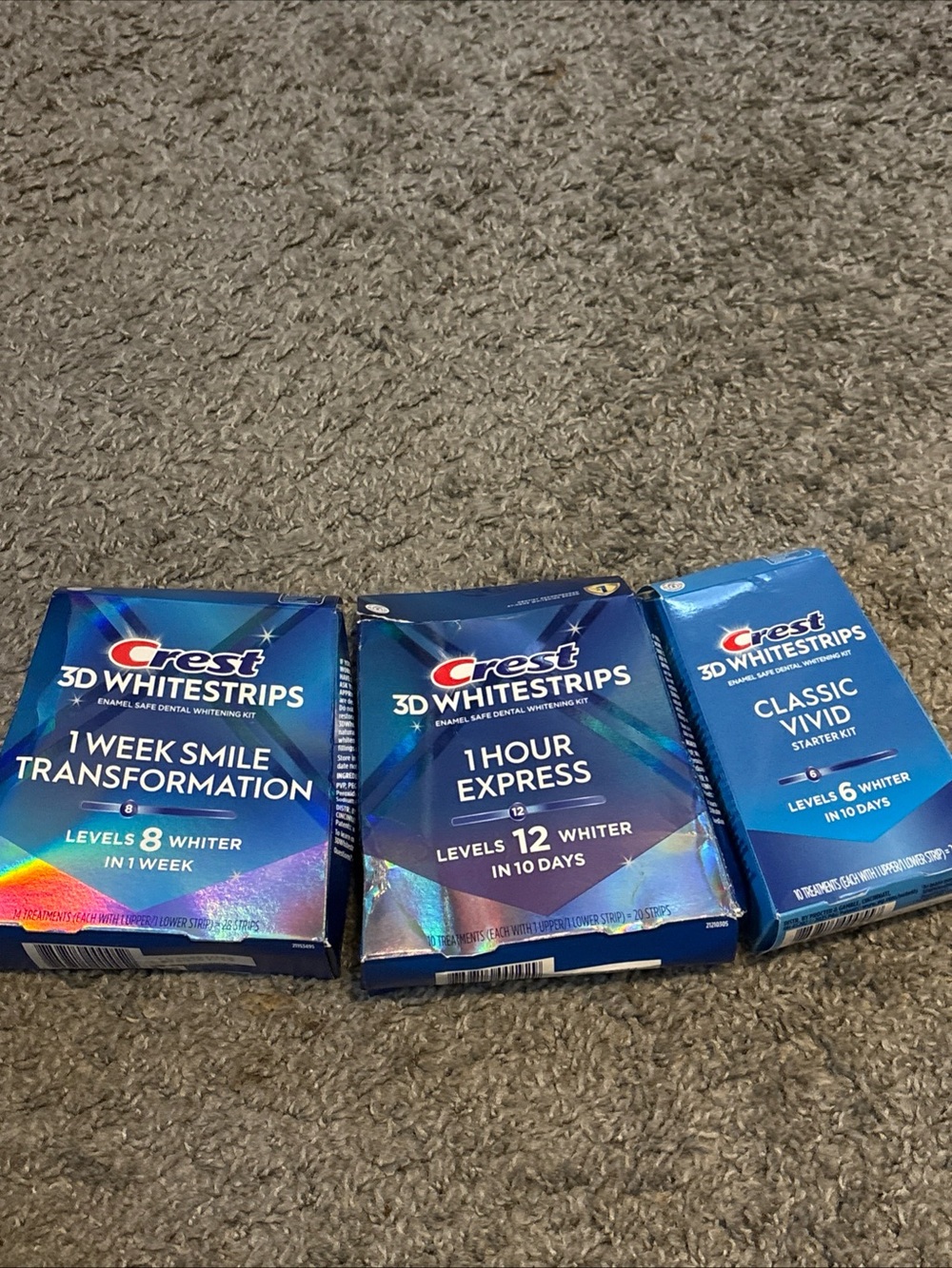 Crest 3D Whitestrips Pack — Blue Holographic Boxes